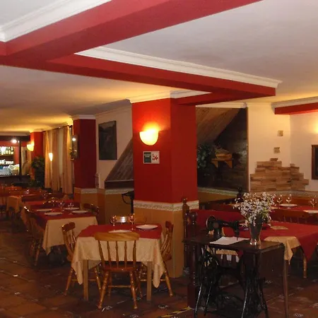 Favila Hotel 2*