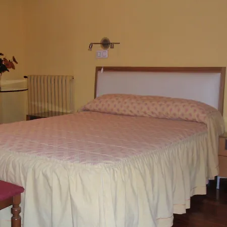 Hotell Favila