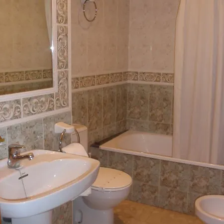 Hotell Favila Oviedo